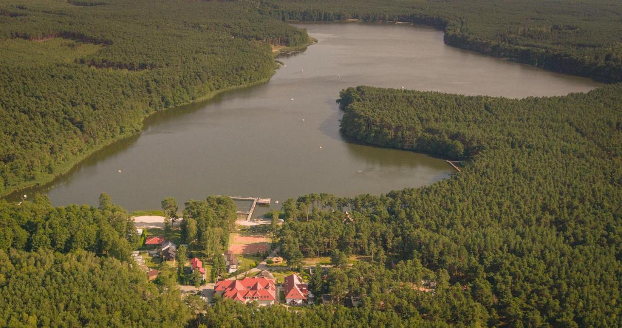 Hotel Nad Borkiem à Kosarzyn  Extérieur photo